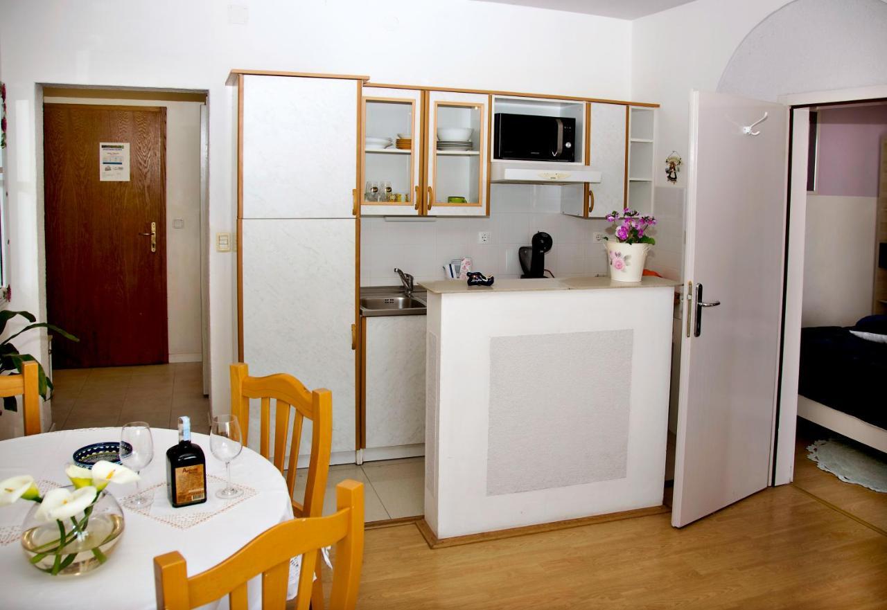 Apartmani Gloria Brodarica  Bagian luar foto