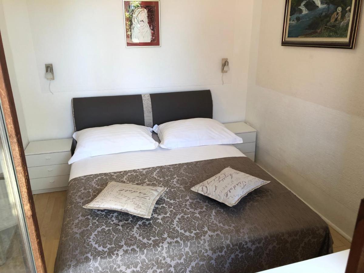 Apartmani Gloria Brodarica  Bagian luar foto
