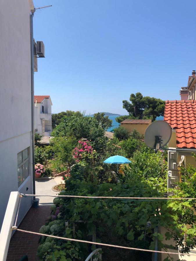 Apartmani Gloria Brodarica  Bagian luar foto