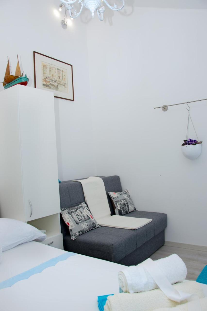 Apartmani Gloria Brodarica  Bagian luar foto