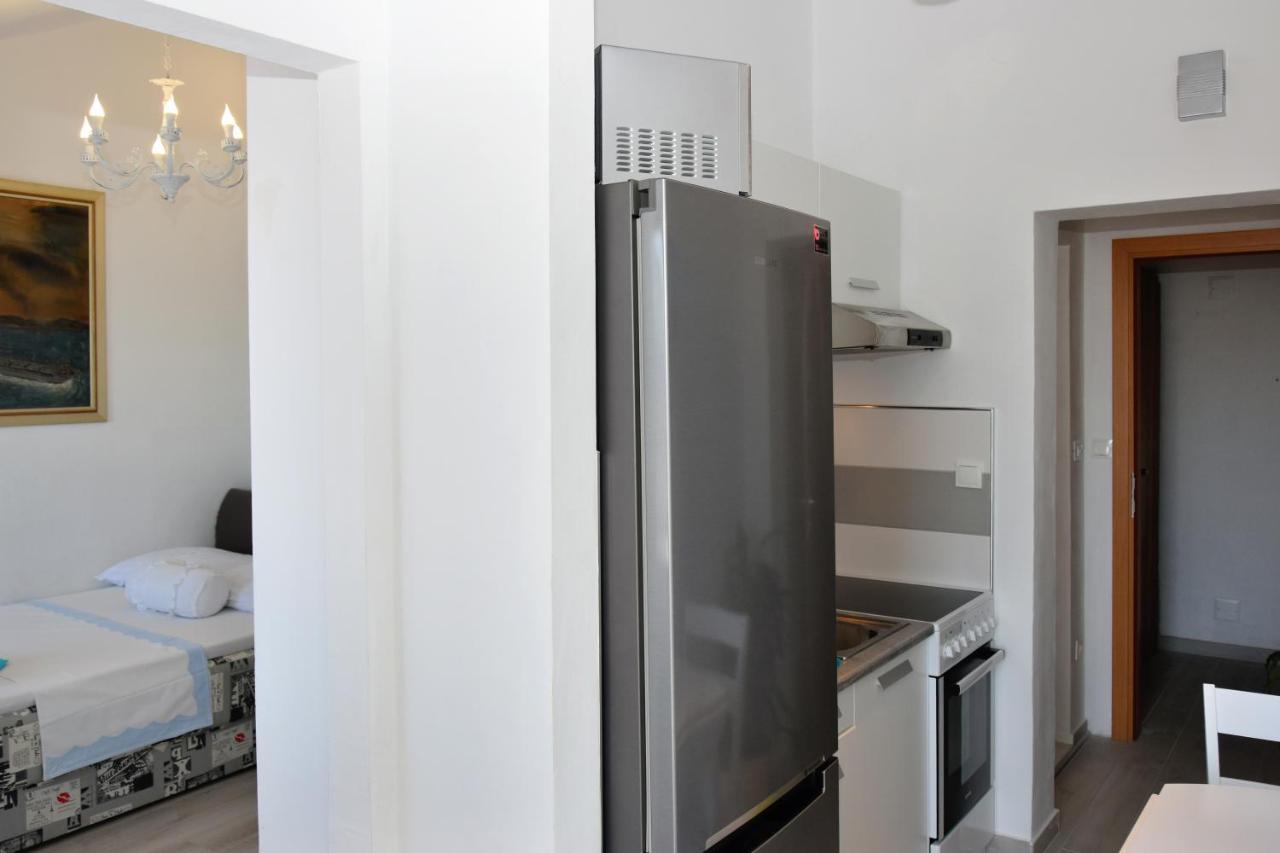 Apartmani Gloria Brodarica  Bagian luar foto